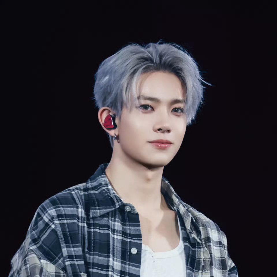 희승 (ENHYPEN)의 최신 사진