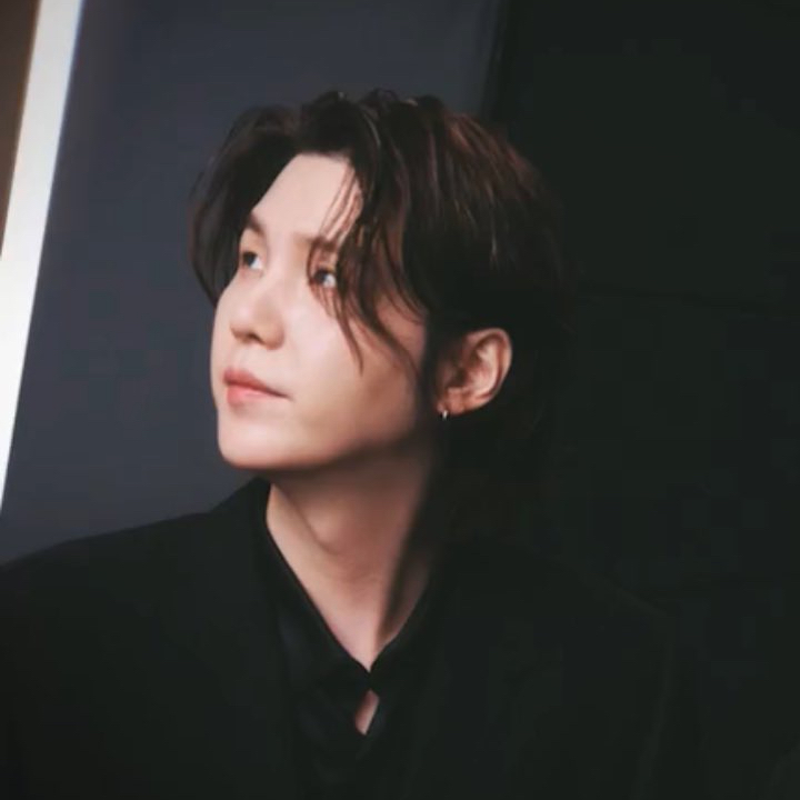 슈가 (방탄소년단) 최근 활동샷