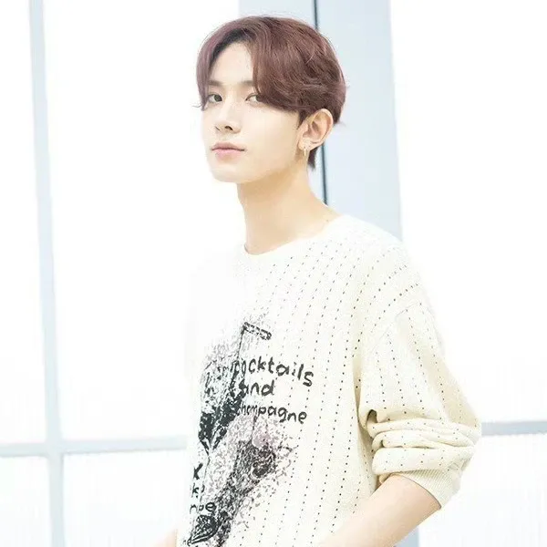 에반의 최신 사진