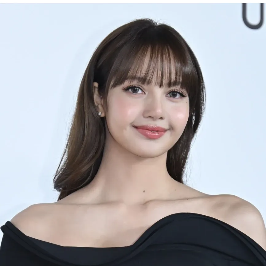 Momen yang diabadikan oleh penggemar Lisa (BLACKPINK)