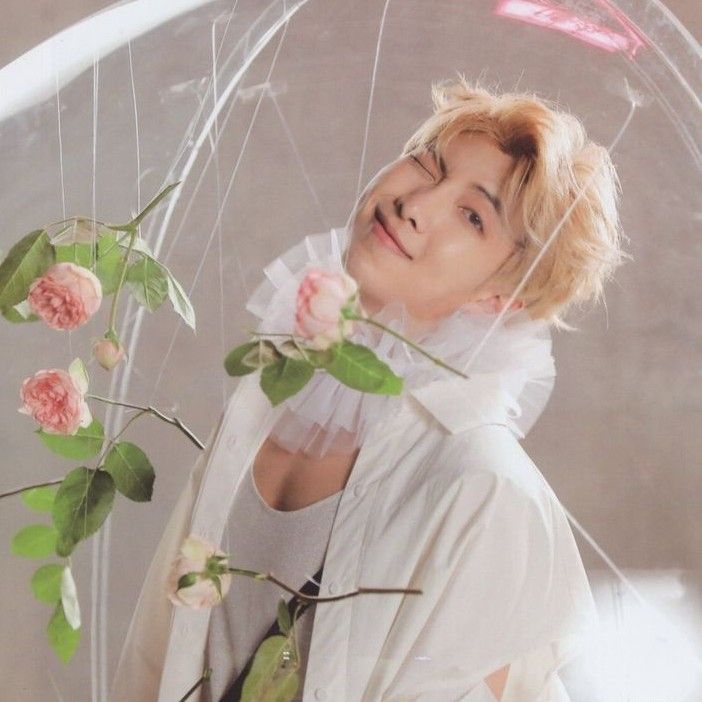 Behind-the-scenes cut of RM (BTS)