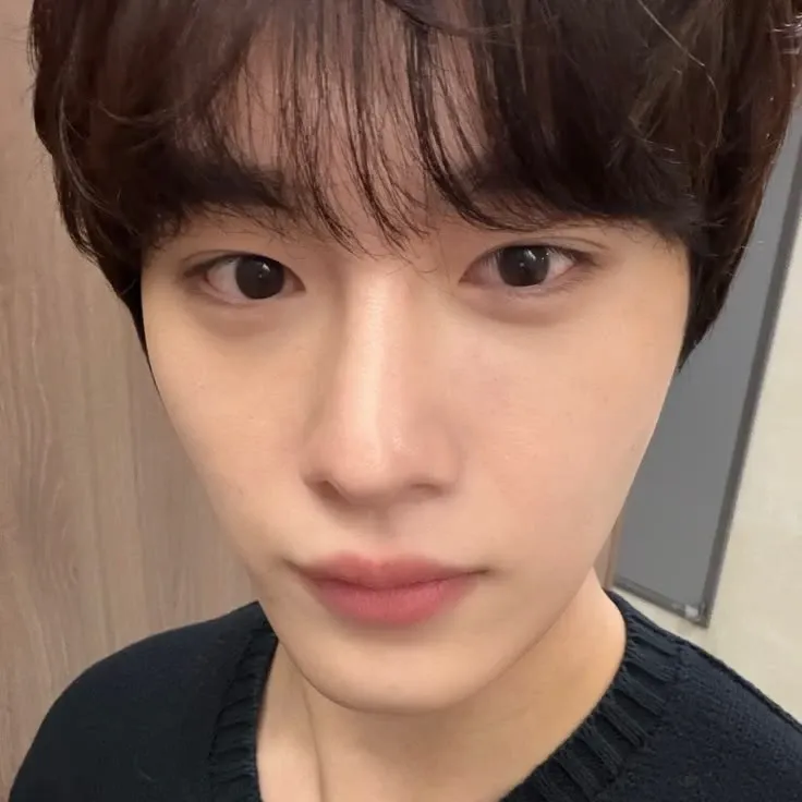 Behind-the-scenes cut of Hyunsuk (CIX)