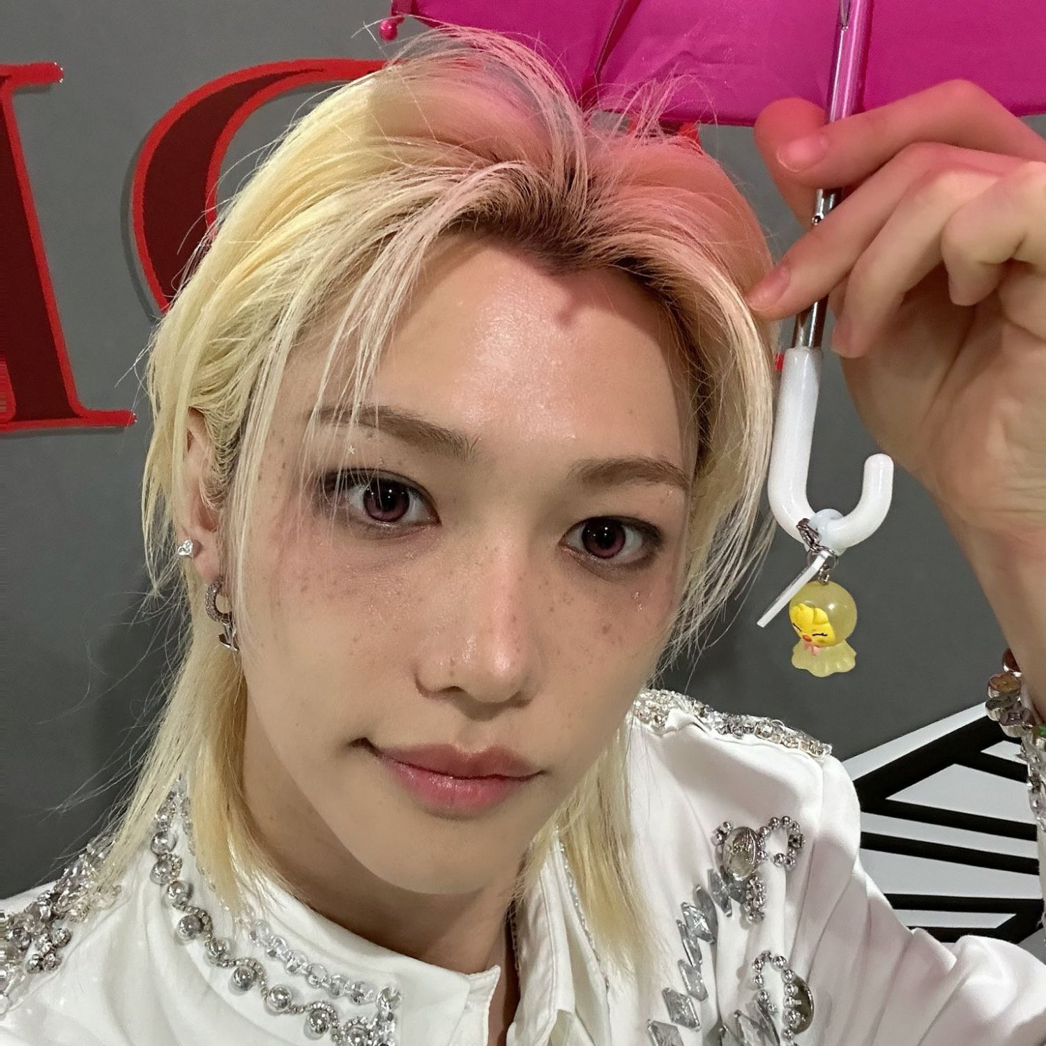 Latest photo of Felix (Stray Kids)