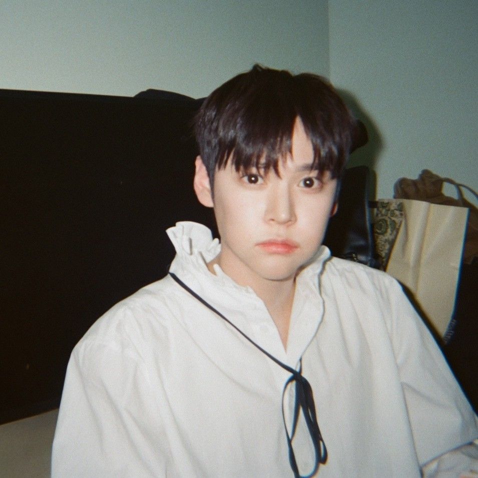 Behind-the-scenes cut of Eunseok (RIIZE)