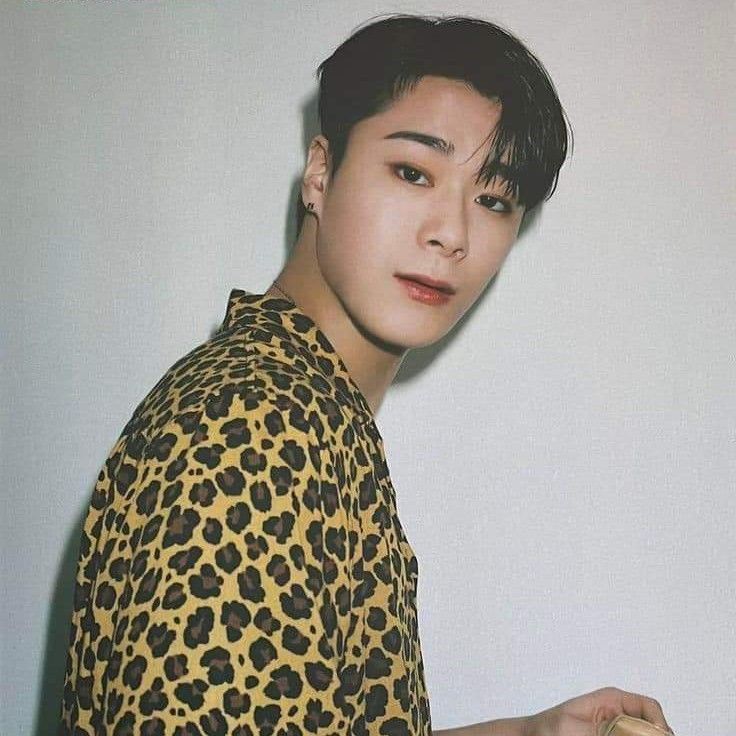 Behind-the-scenes cut of Moonbin (ASTRO)