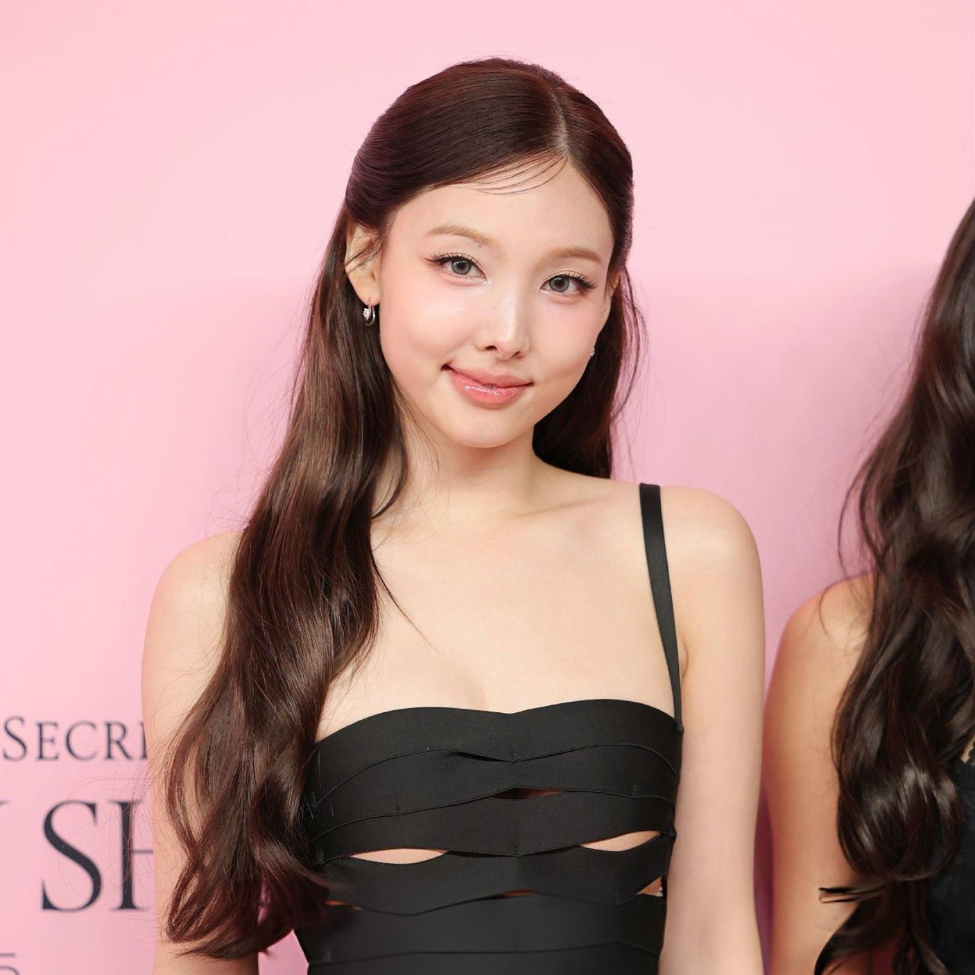 Recent activity shot of Nayeon (TWICE)