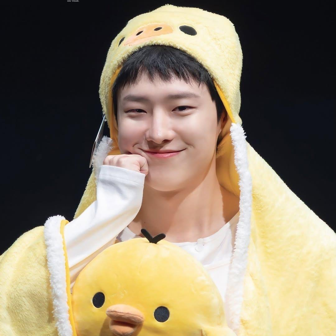 Behind-the-scenes cut of WOODZ