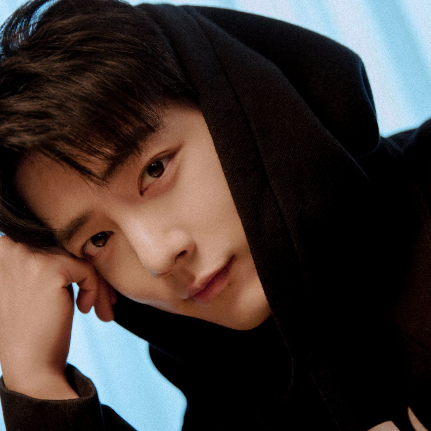 Behind-the-scenes cut of Xiao Zhan