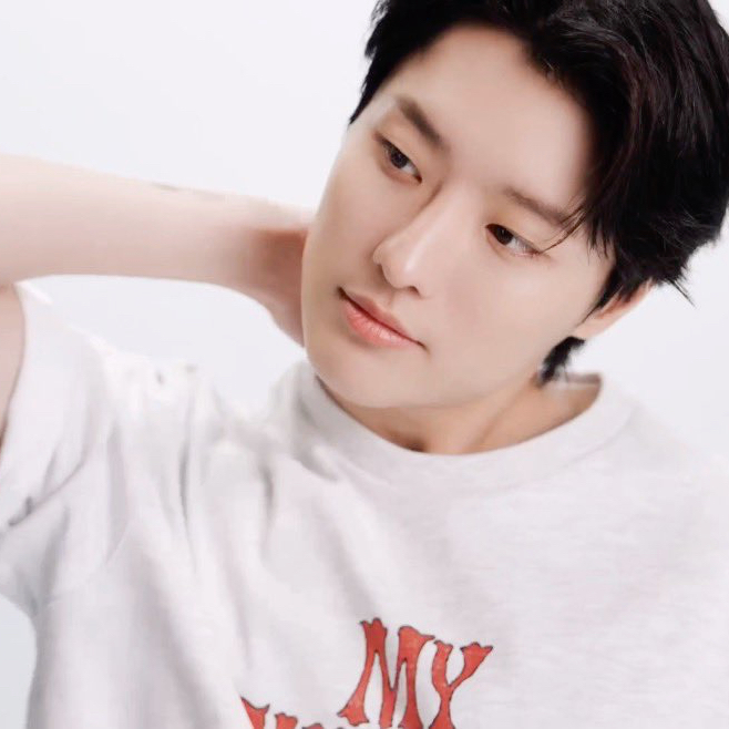 Behind-the-scenes cut of WOODZ