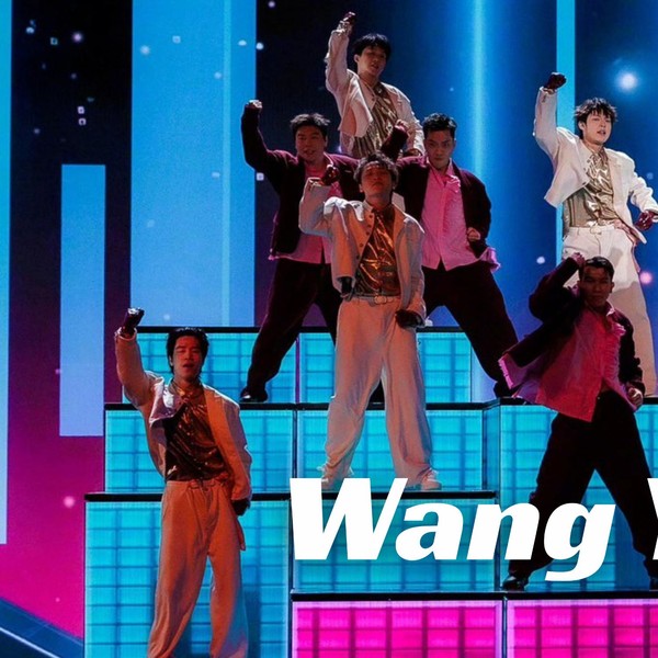 Signature photo of Wang Yibo capturing their charm