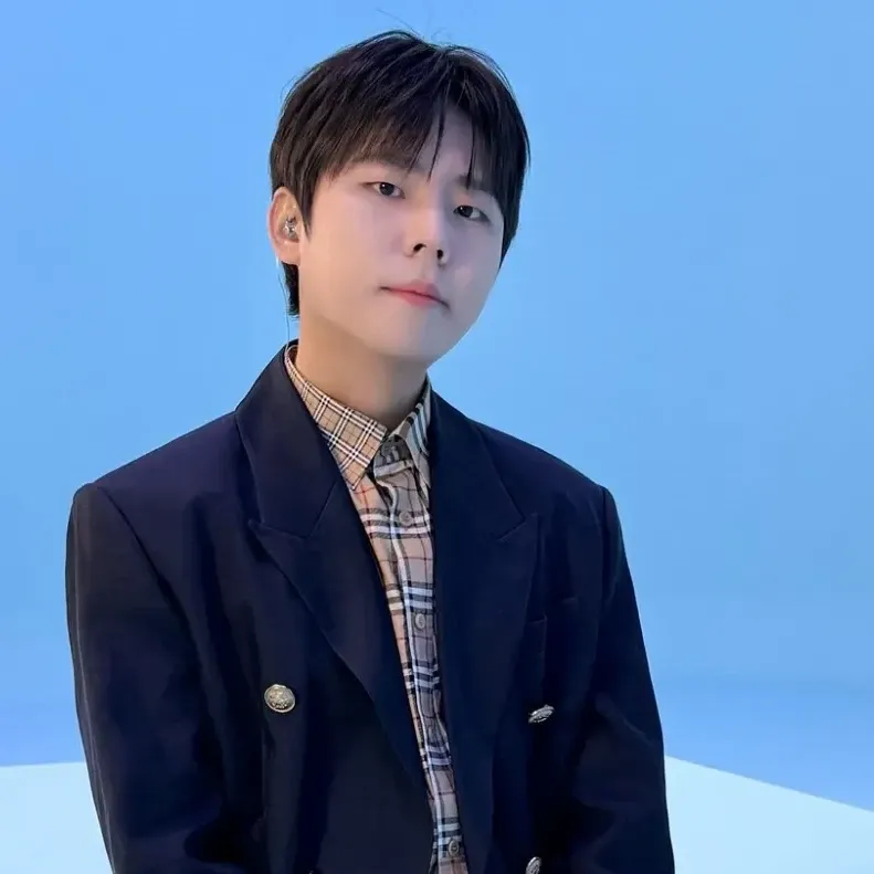 Recent activity shot of Jung Seunghwan