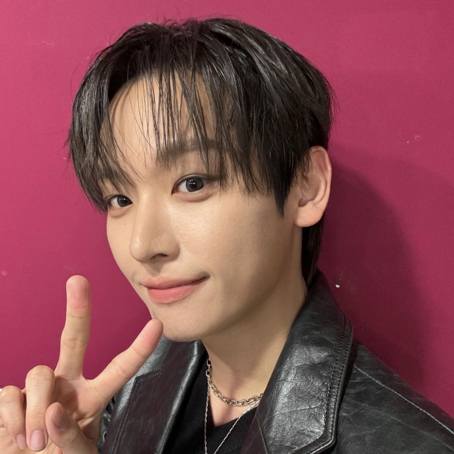 Behind-the-scenes cut of SF9