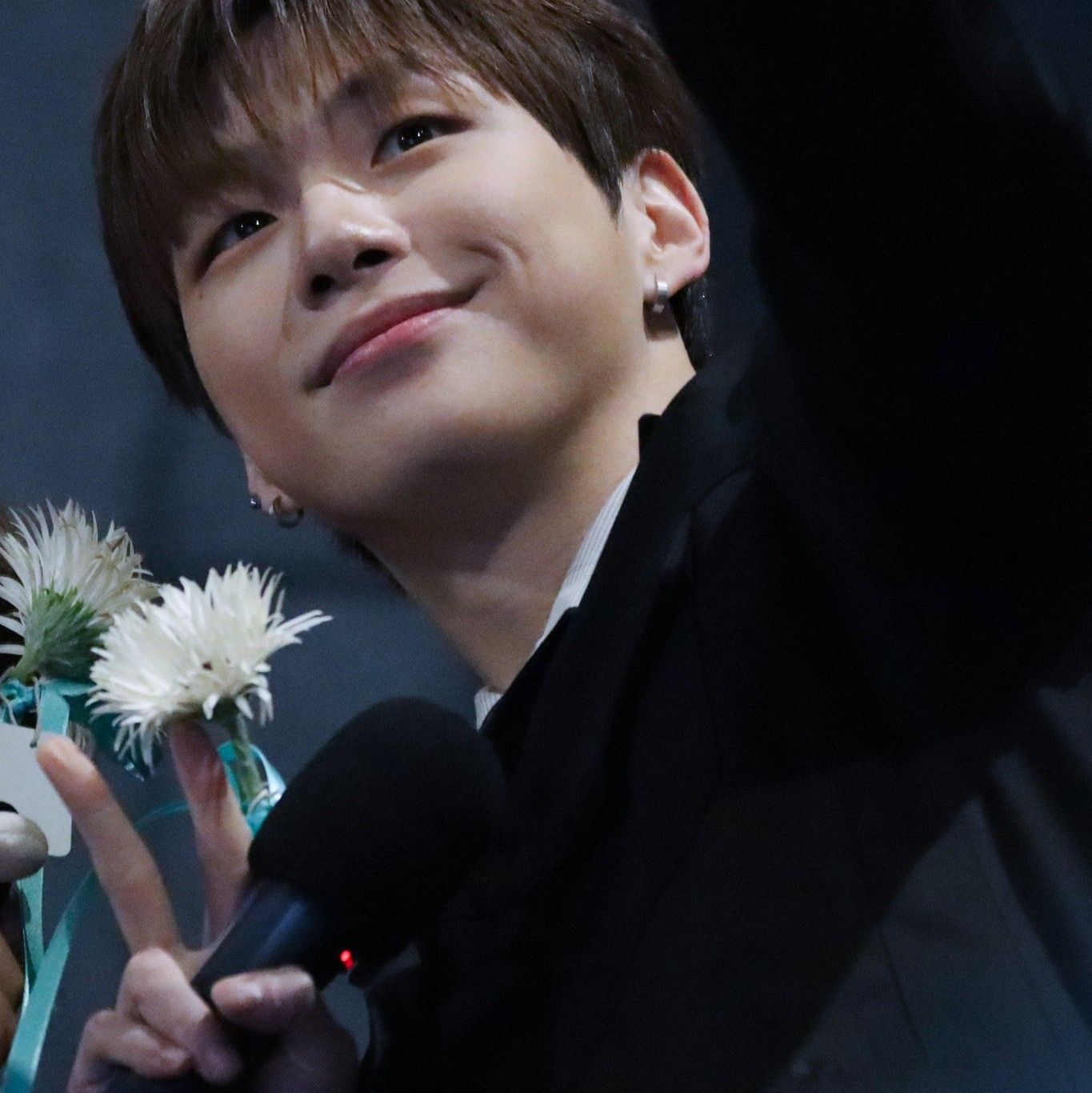 강다니엘 최근 활동샷