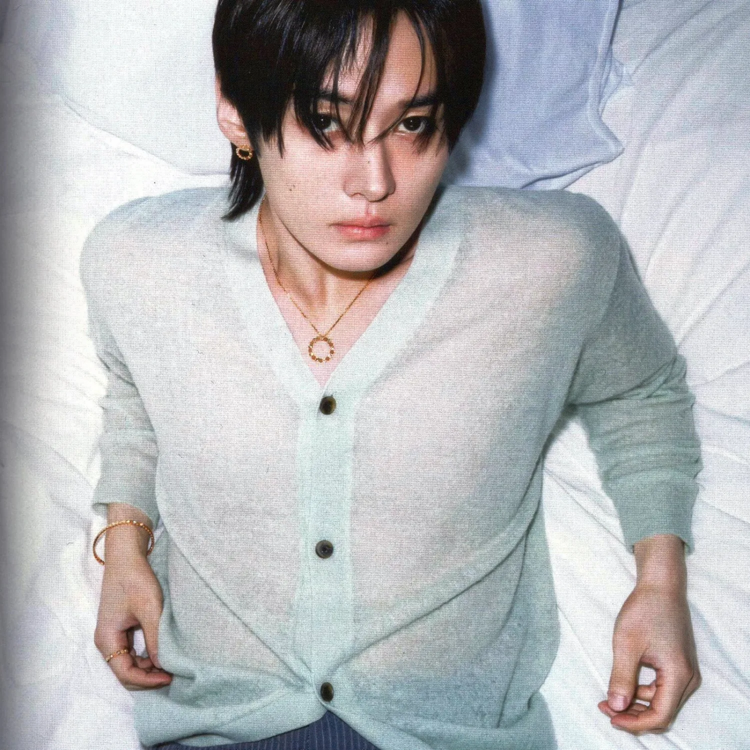 Behind-the-scenes cut of Lee Know (Stray Kids)