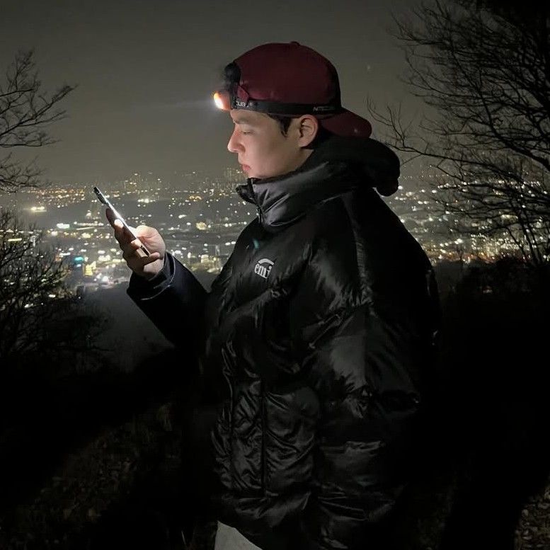 Latest photo of Choi Byungchan