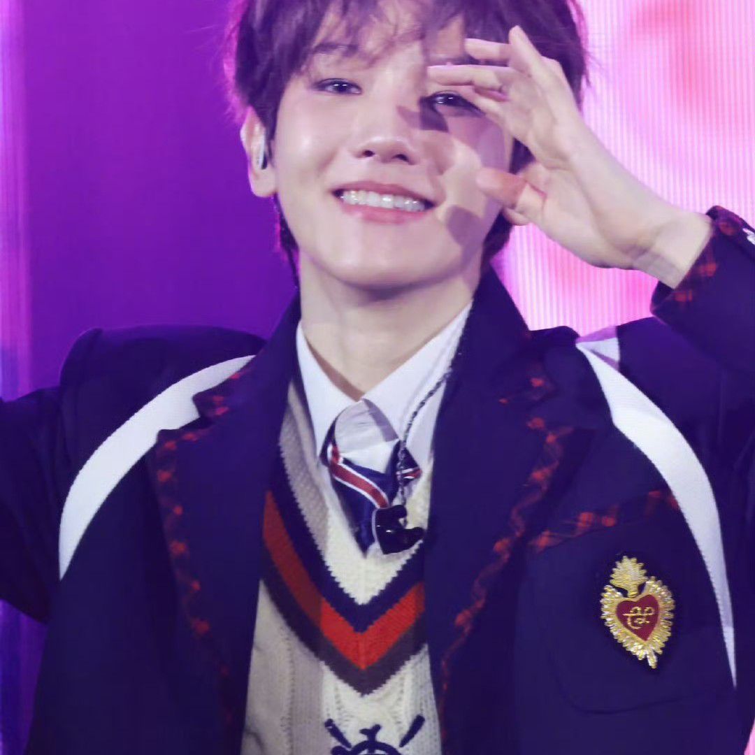 백현 (EXO) 최근 활동샷