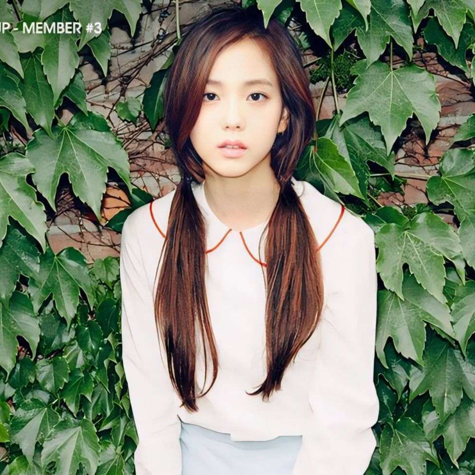 ジス (BLACKPINK)の最近の活動写真