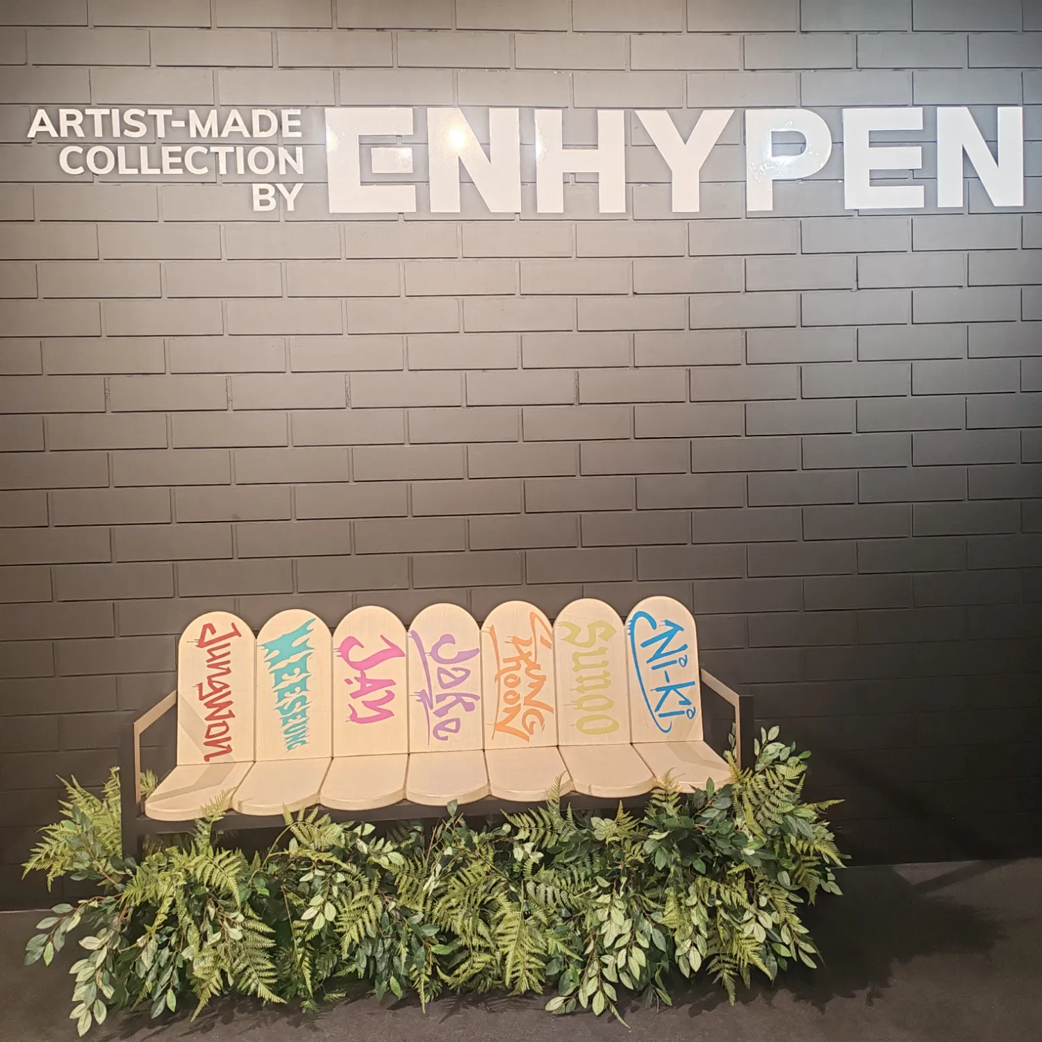 Foto aktivitas terbaru ENHYPEN