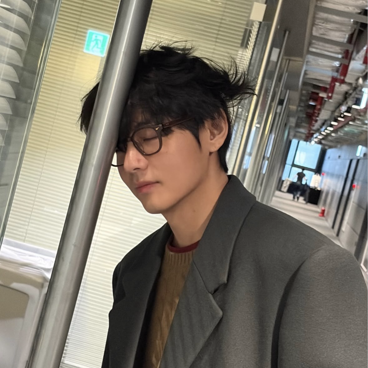 Latest photo of V (BTS)