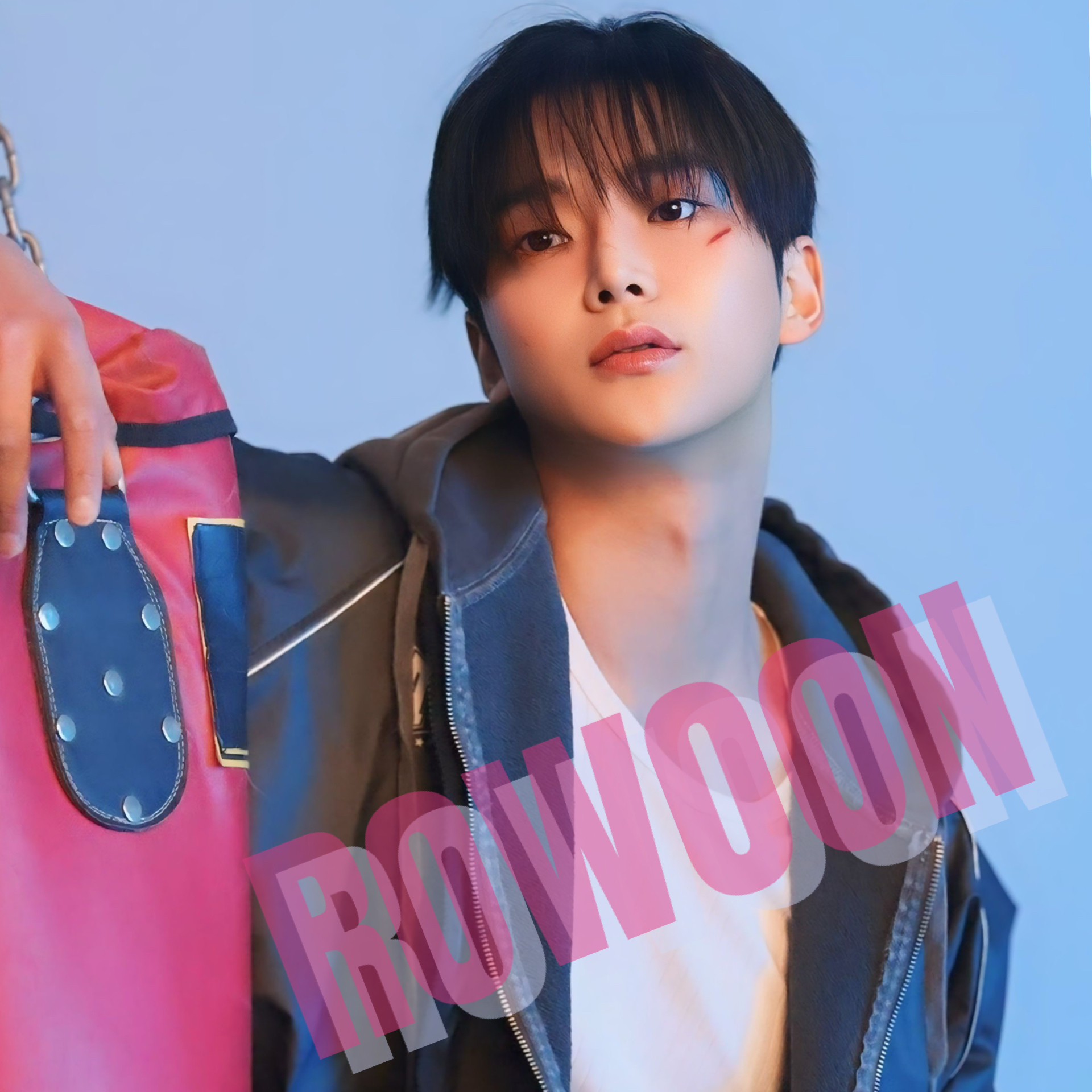 A moment captured by Rowoon's fan