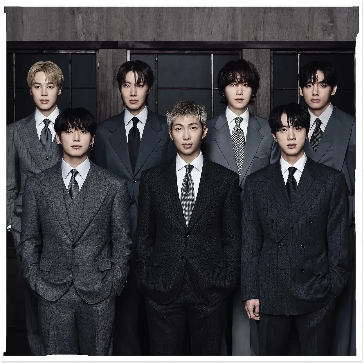 Behind-the-scenes cut of BTS