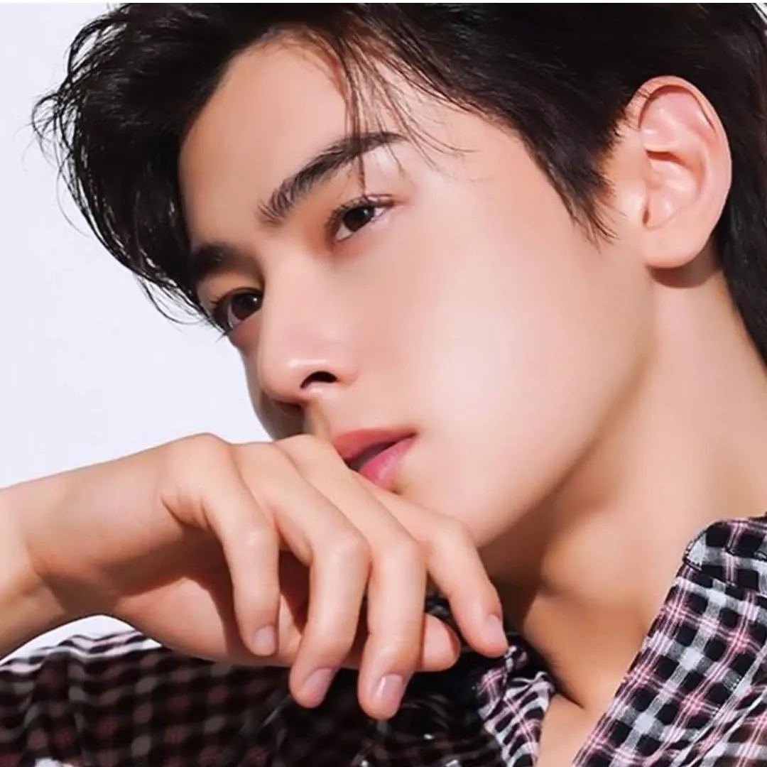 Behind-the-scenes cut of Eunwoo (ASTRO)