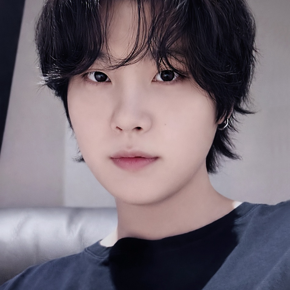 슈가 (방탄소년단) 최근 활동샷