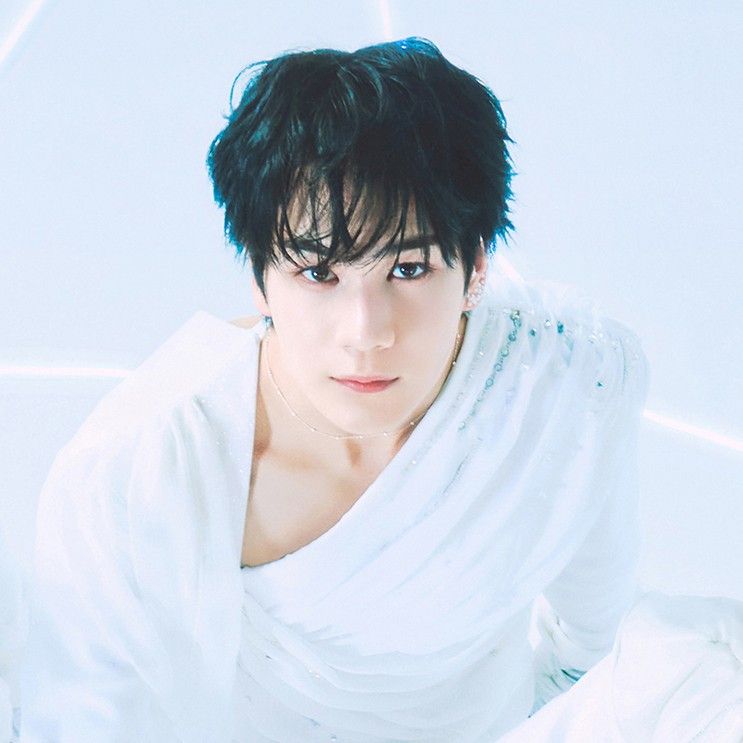 Recent activity shot of Mamehara Issei (JO1)