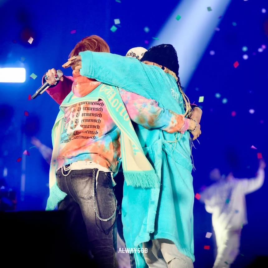 A moment captured by BIGBANG's fan