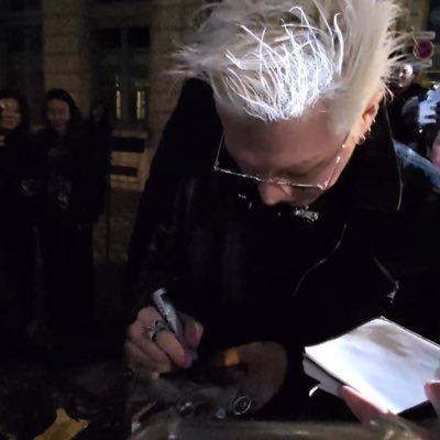 A moment captured by Taeyang (BIGBANG)'s fan