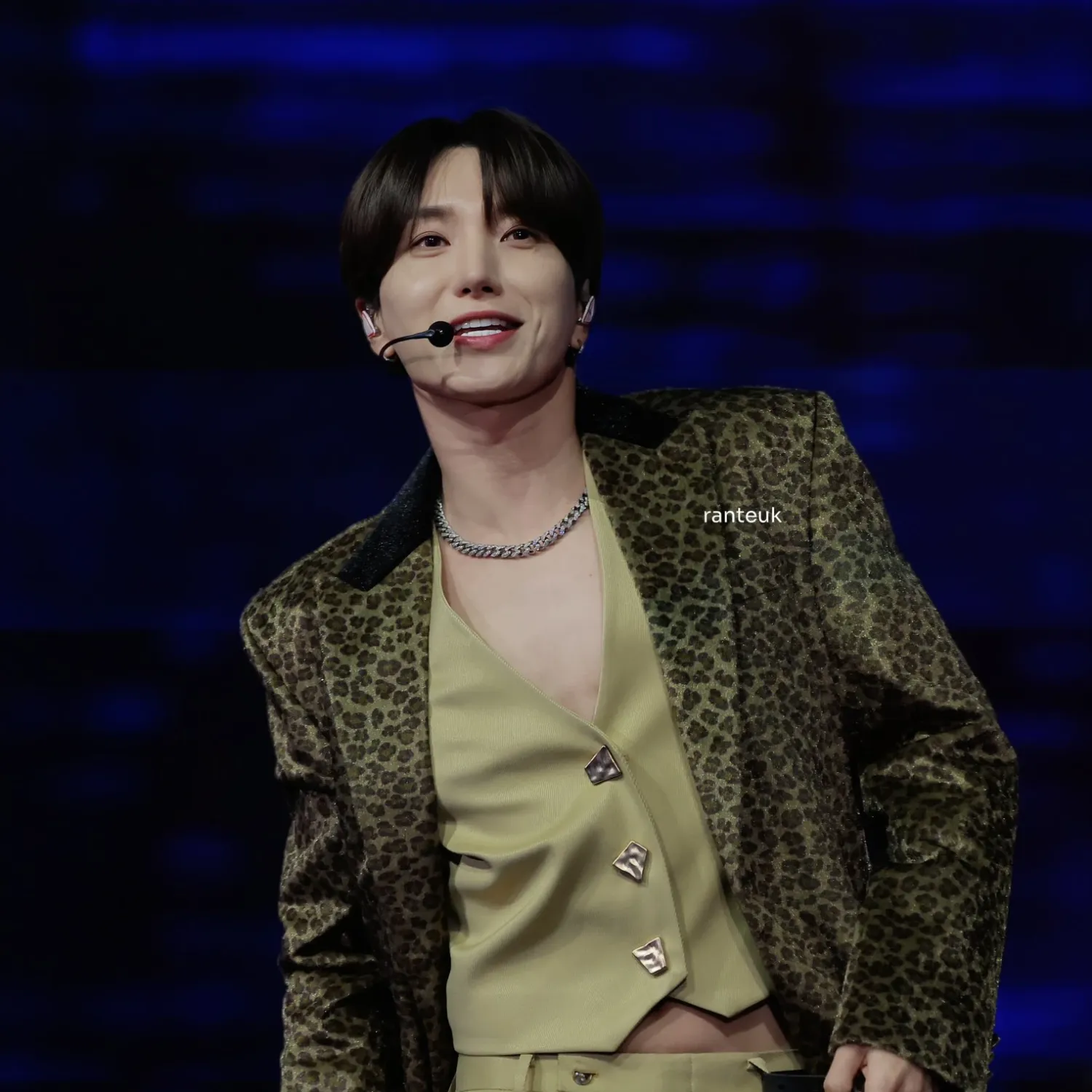 Latest photo of Leeteuk (Super Junior)