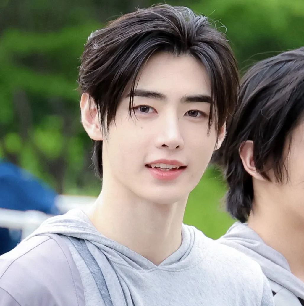 성훈 (ENHYPEN)의 비하인드 컷