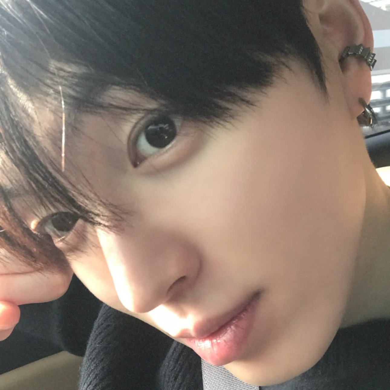 Latest photo of HEECHAN (DKB)