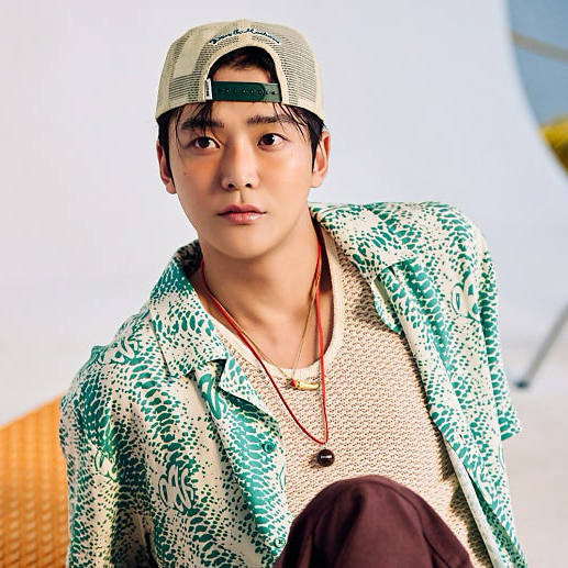 로운의 비하인드 컷