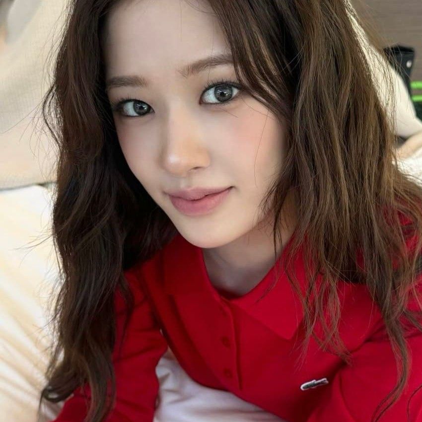 안유진 (IVE)의 비하인드 컷