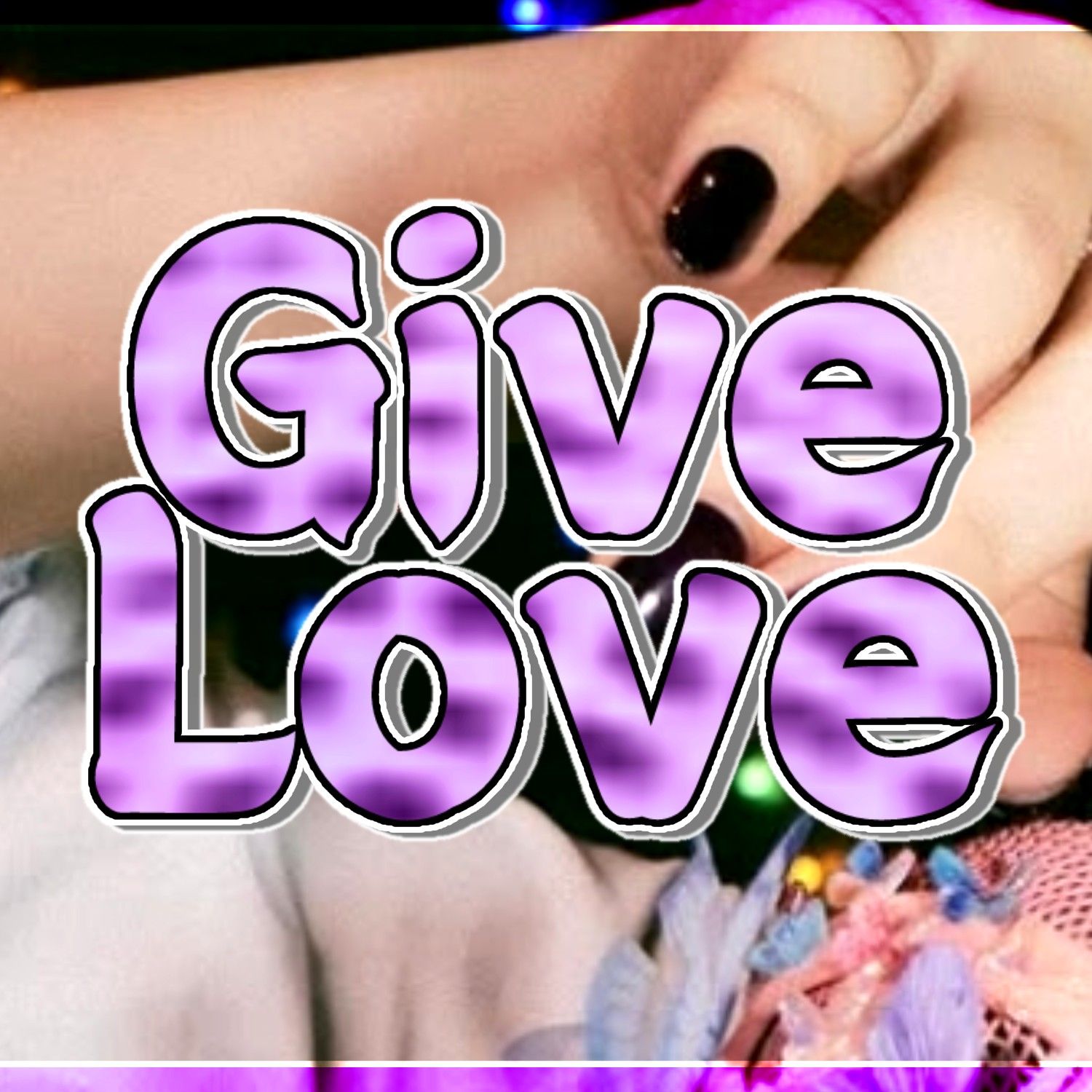 A moment captured by Yuju (GFRIEND)'s fan