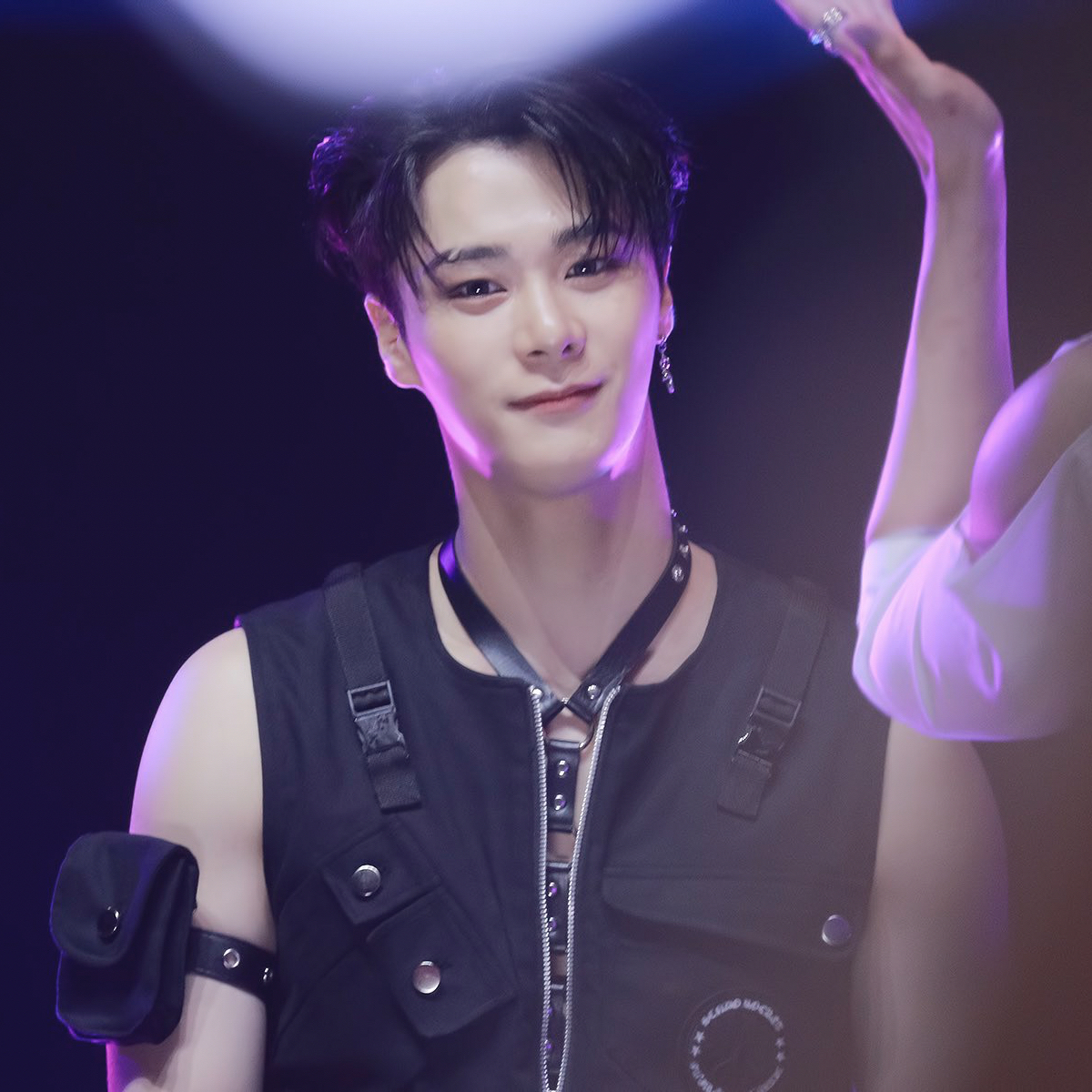 Latest photo of Moonbin (ASTRO)