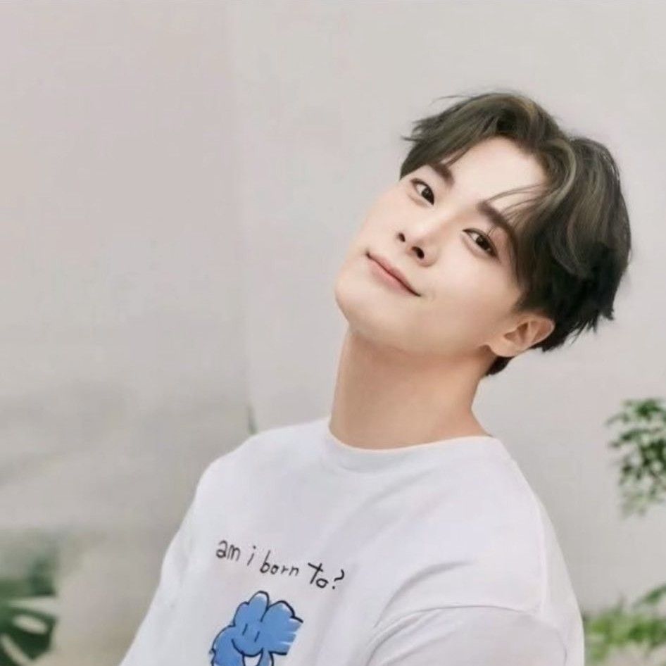 Recent activity shot of Moonbin (ASTRO)