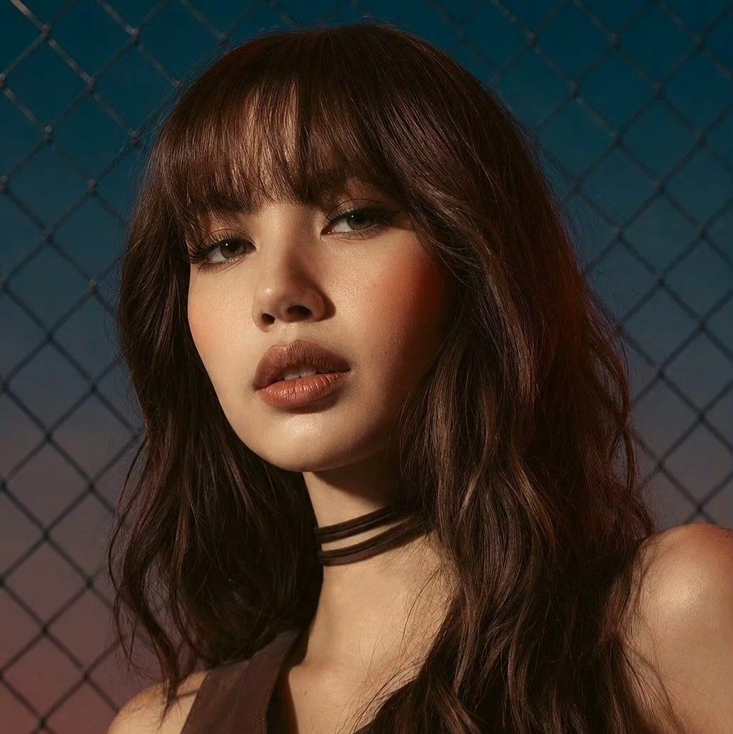 Momen yang diabadikan oleh penggemar Lisa (BLACKPINK)