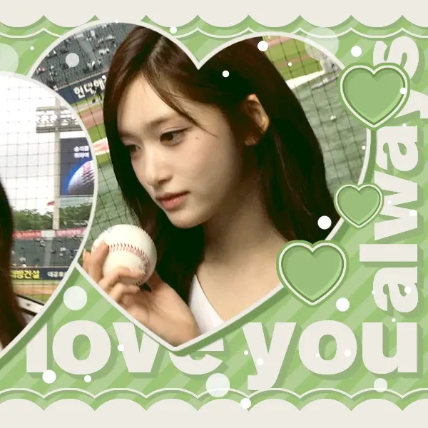 Behind-the-scenes cut of Leeseo (IVE)