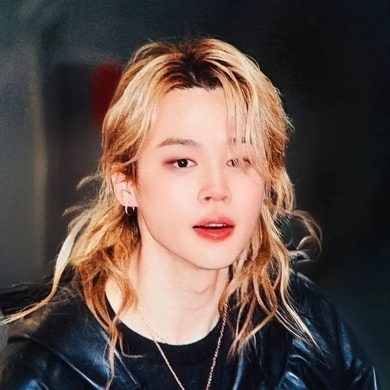 Foto aktivitas terbaru Jimin (BTS)