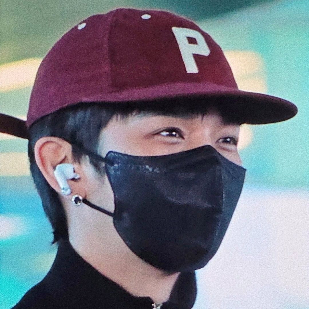 A moment captured by Bae Jinyoung's fan