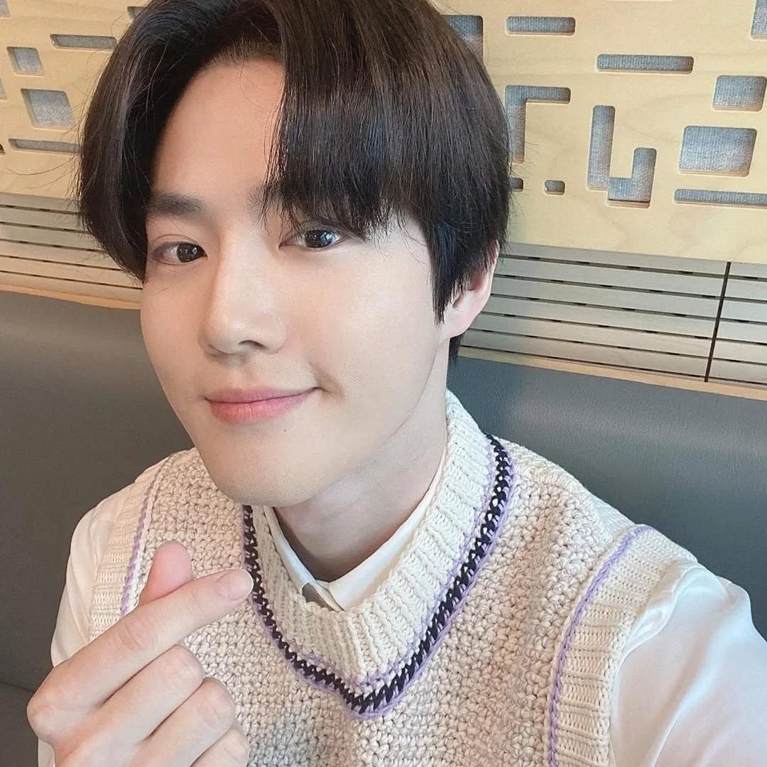 Behind-the-scenes cut of Suho (EXO)