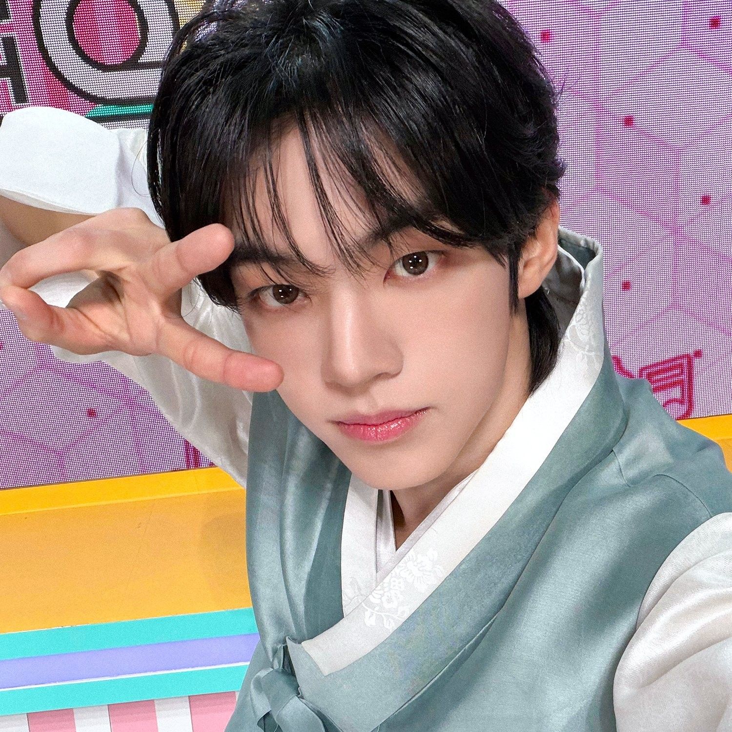 Behind-the-scenes cut of Dohoon (TWS)