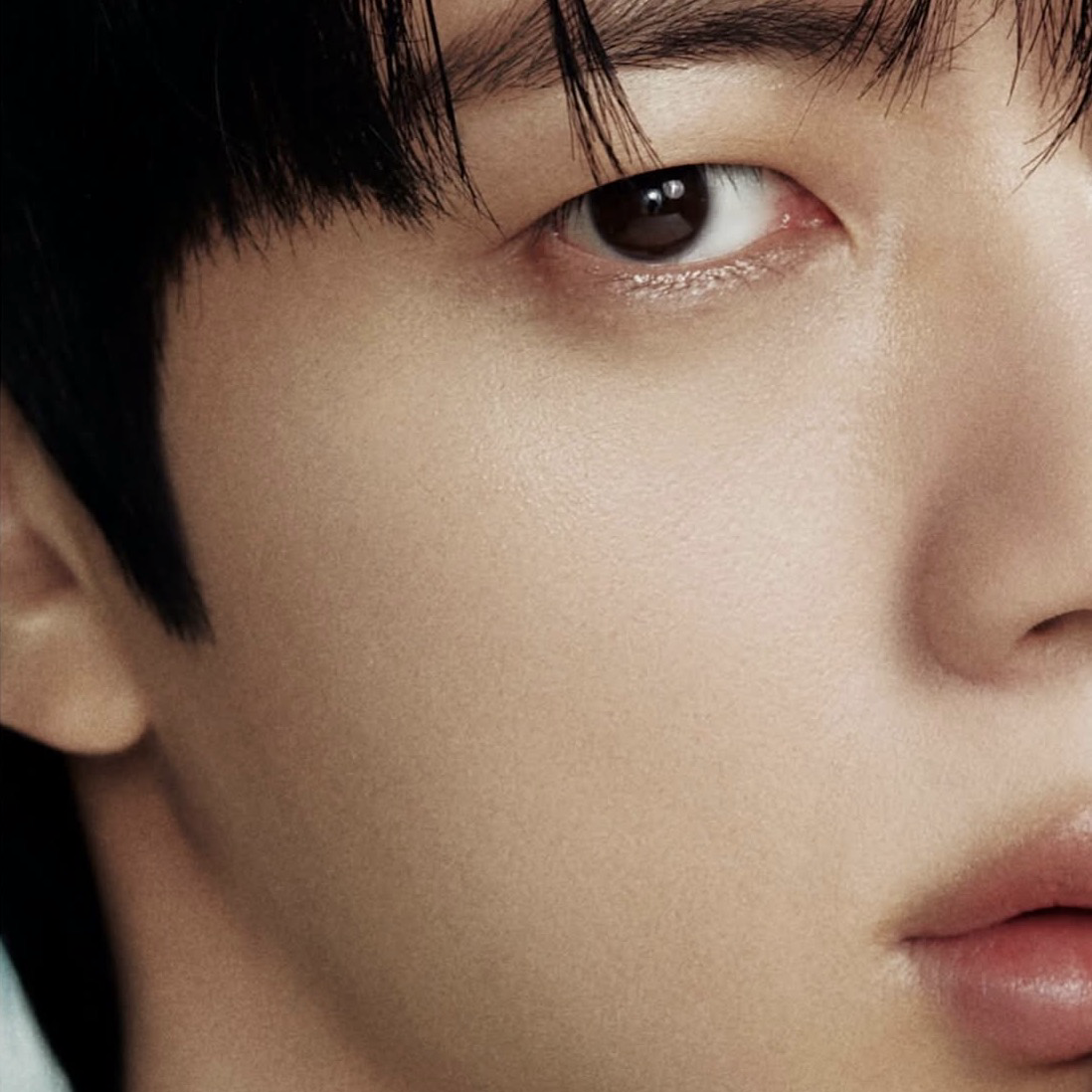 진 (방탄소년단)의 비하인드 컷