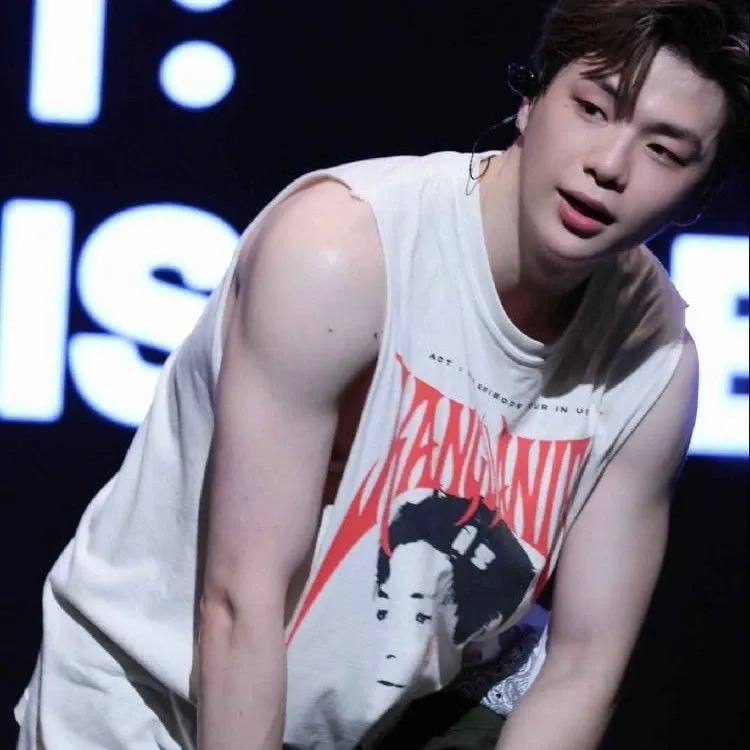 강다니엘의 최신 사진