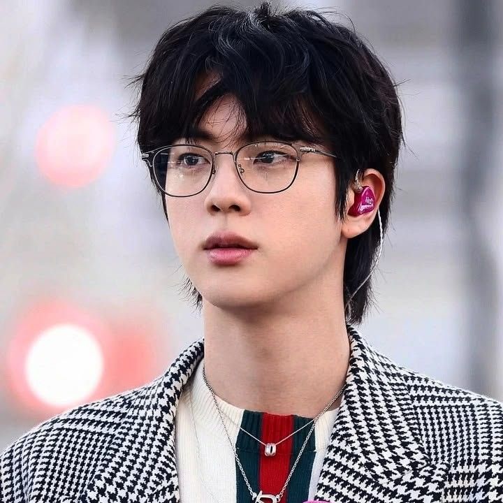 Foto terbaru Jin (BTS)