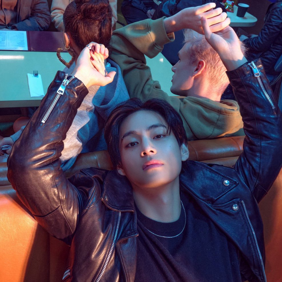 Latest photo of V (BTS)