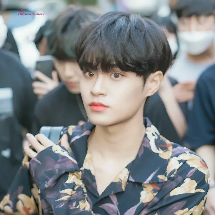 Foto terbaru Lee Daehwi (AB6IX)
