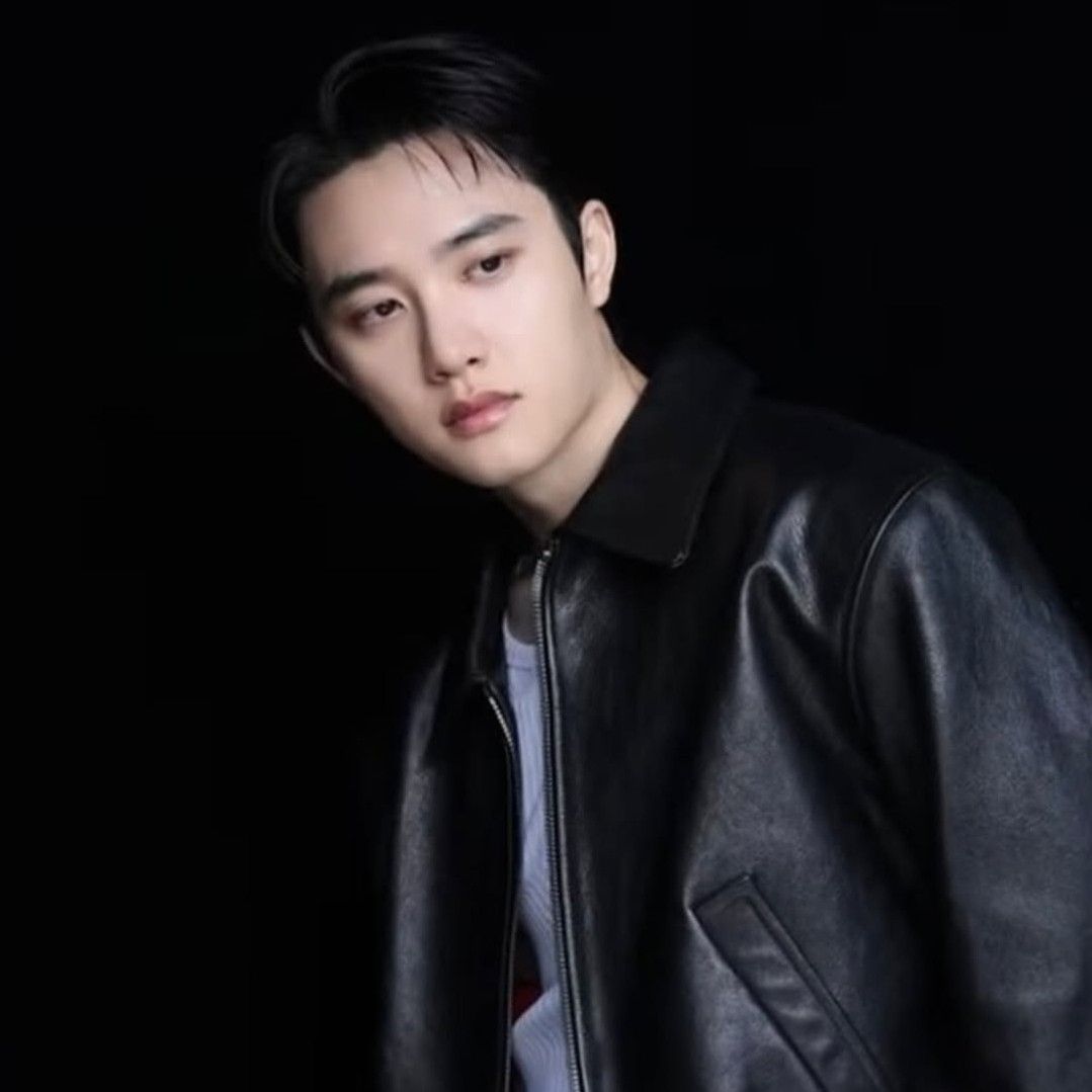 Foto aktivitas terbaru D.O. (EXO)